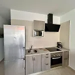 Apartamento Parque Santiago Ii, With Separate Entrance