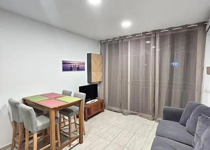 Parque Santiago Ii, With Separate Entrance * Playa de las Americas (Tenerife)